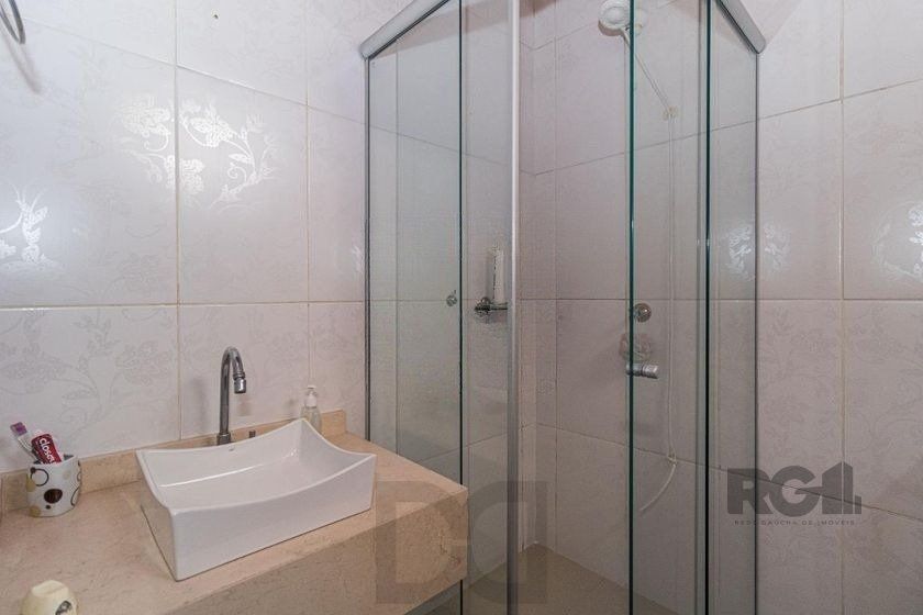 Casa Mista 266m² - 4 dormitórios, 1 suíte, 3 vagas no bairro Parque Santa Fé — foto 19