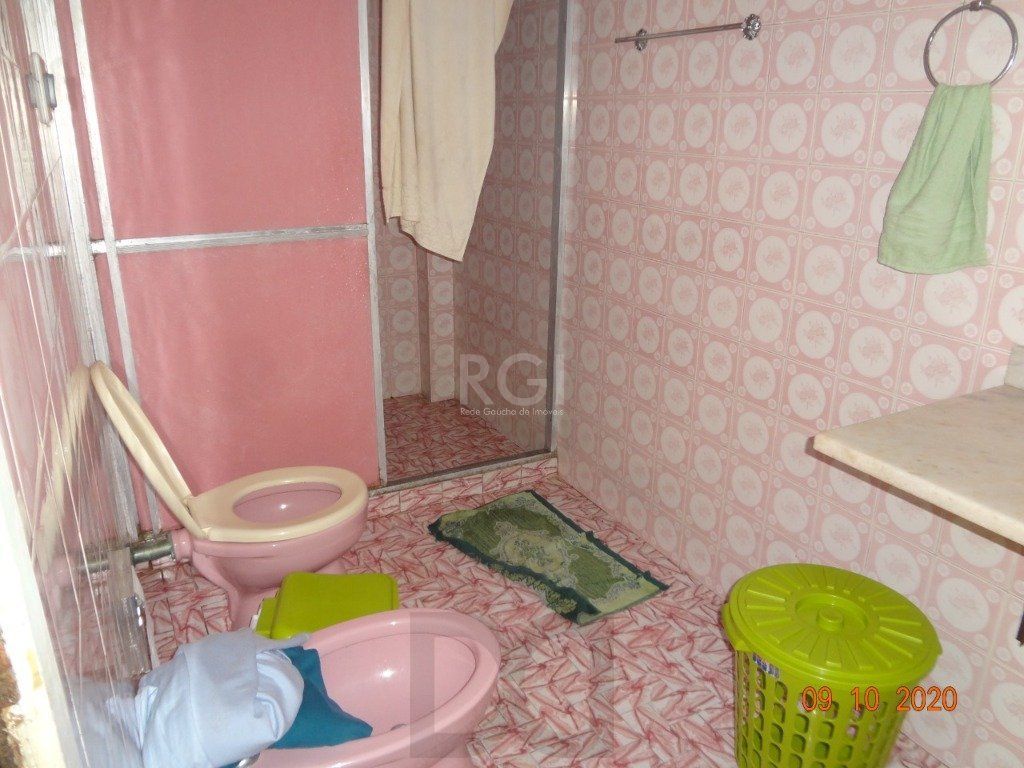 Casa para Venda - 250m², 3 dormitórios,  - Medianeira — foto 18