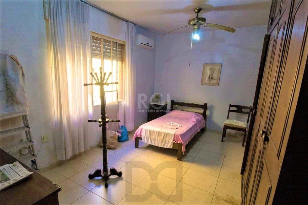 Casa para Venda - 287m², 3 dormitórios, sendo 2 suites, 4 vagas - Nonoai — foto 20