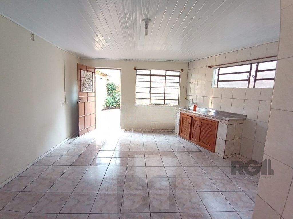 Casa de 2 dormitórios no bairro Campo Novo — foto 2