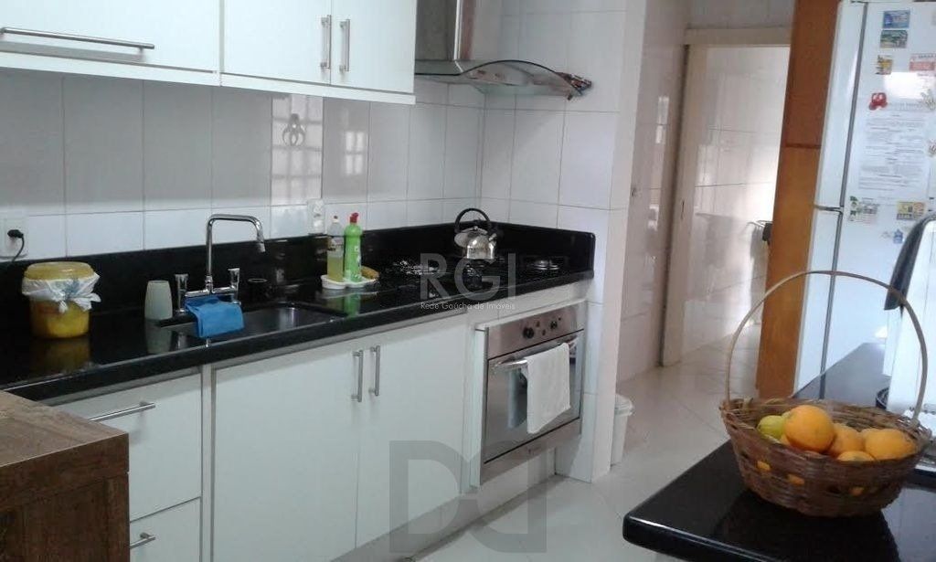 Excelente casa em condominío de 350m² com 03 dormitórios sendo 02 suítes. — foto 11