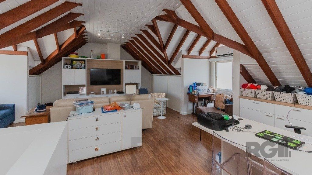 Excelente casa em condomínio de 249m² com 03 dormitórios e 4 vagas. — foto 10