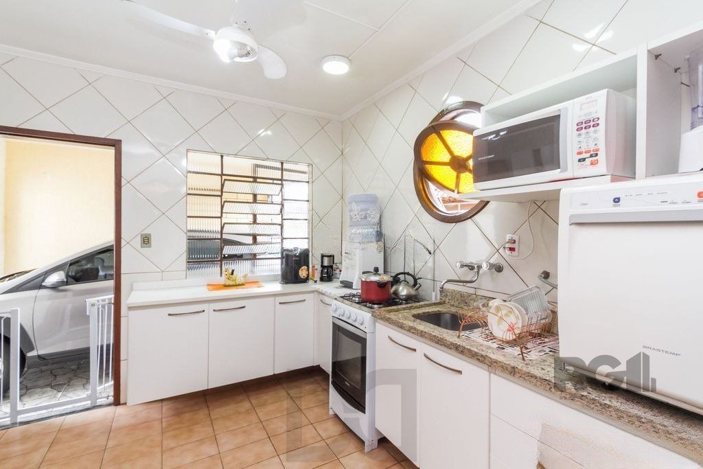 Casa 4 dormitórios no bairro Aberta dos Morros — foto 19