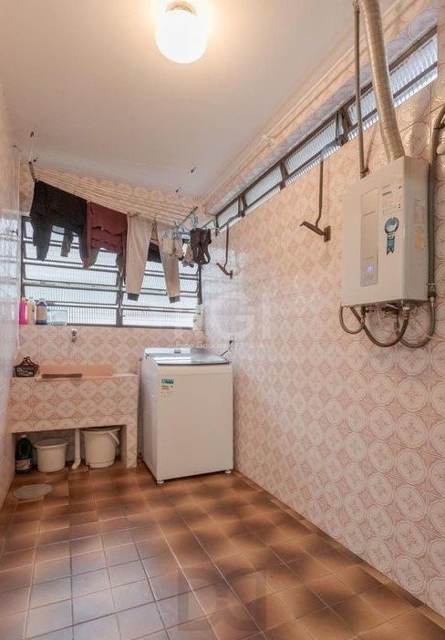 Casa para Venda - 327m², 4 dormitórios, sendo 1 suites, 3 vagas - Chácara das Pedras — foto 49