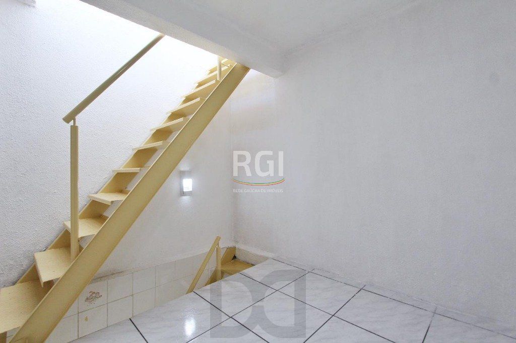 Sobrado para Venda - 70m², 2 dormitórios, Nonoai — foto 8