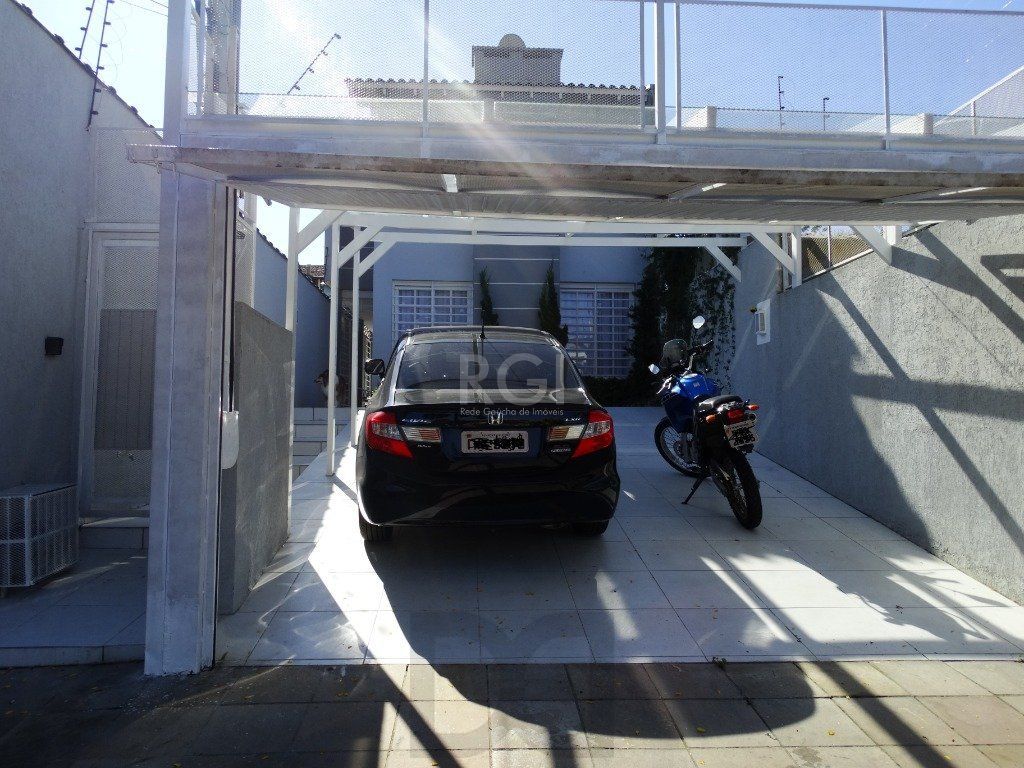 Casa para Venda - 244m², 3 dormitórios, sendo 1 suites, 2 vagas - Santa Tereza — foto 12