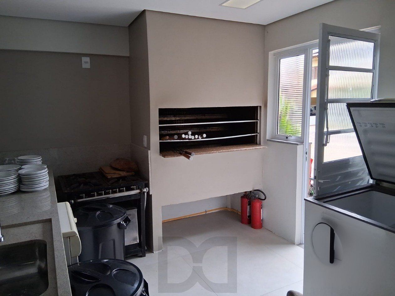 Casa em Condominio, 4 dormi. sendo 2 suítes, churrasqueira, lareira, 2 vagas — foto 41