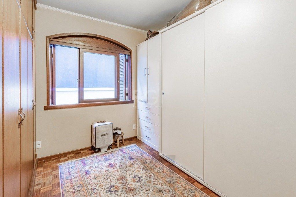 Casa de 3 dormitórios e 4 vagas de garagem no bairro Jardim Itu — foto 20
