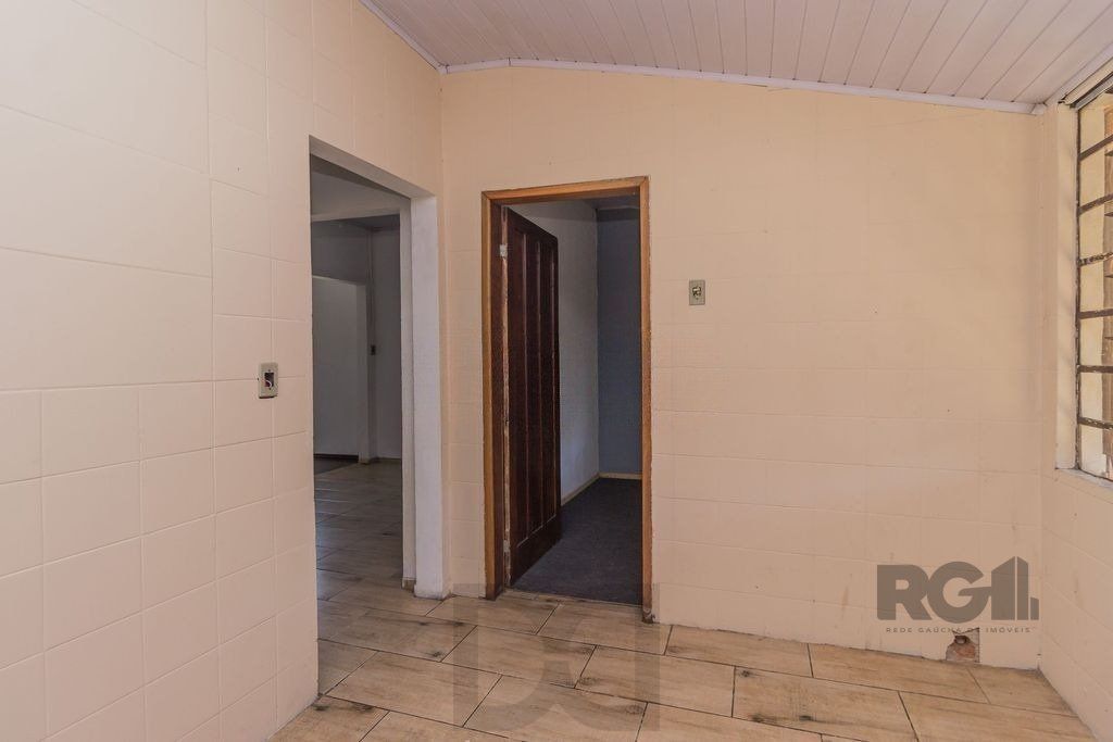 Casa de 5 dormitórios no bairro Sarandi — foto 13