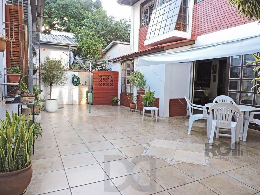 Casa 4 Dormitórios Bairro Gloria — foto 27