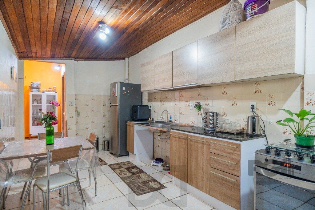 Casa de 2 Dormitório(s) Bairro Nonoai - Porto Alegre — foto 18