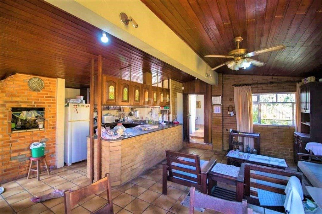 Casa para Venda - 287m², 3 dormitórios, sendo 2 suites, 4 vagas - Nonoai — foto 16