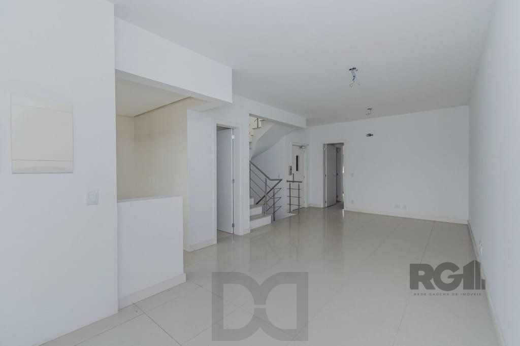 Excelente casa em condomínio de 251m² com 3 suítes e elevador! — foto 3