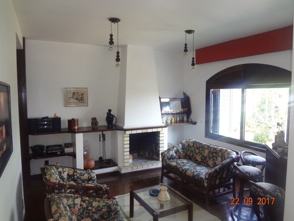 Casa para Venda - 365m², 4 dormitórios, sendo 2 suites, 6 vagas - Nonoai — foto 26