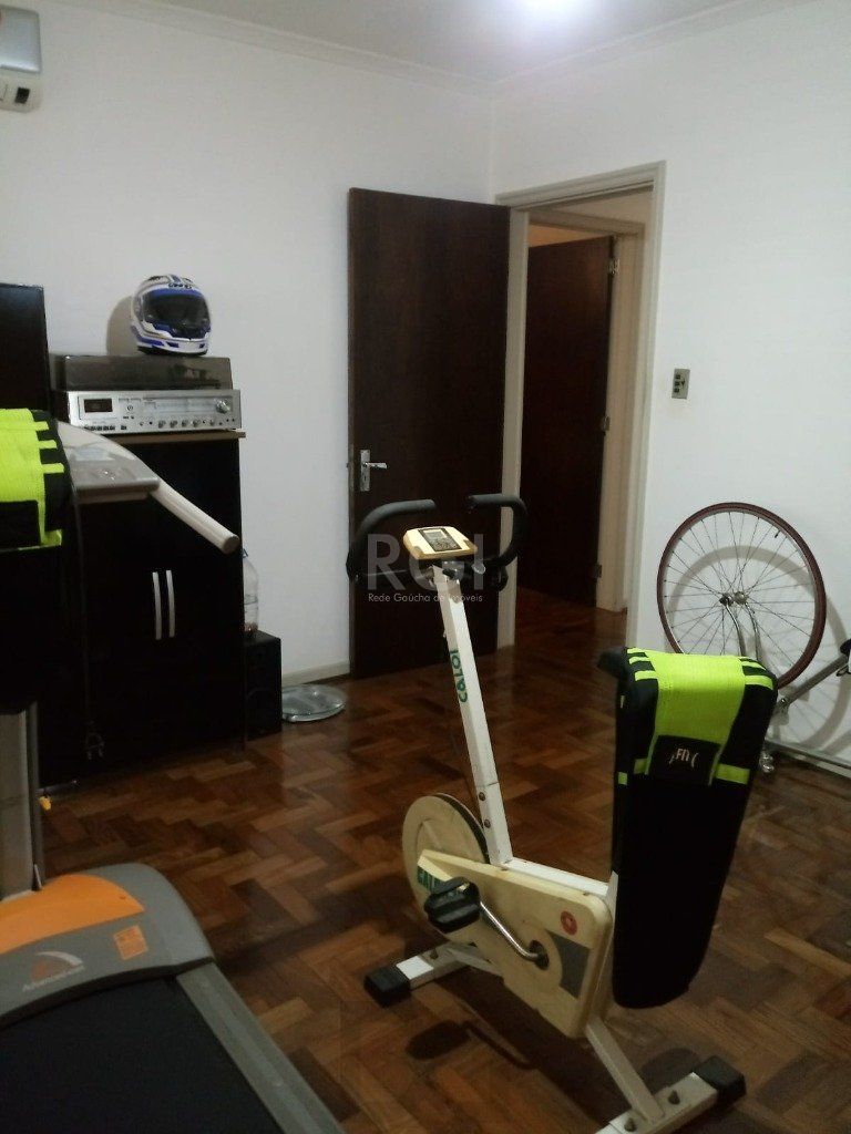 Apartamento com 03 dormitórios, churrasqueira e vaga de garagem no Menino Deus — foto 17