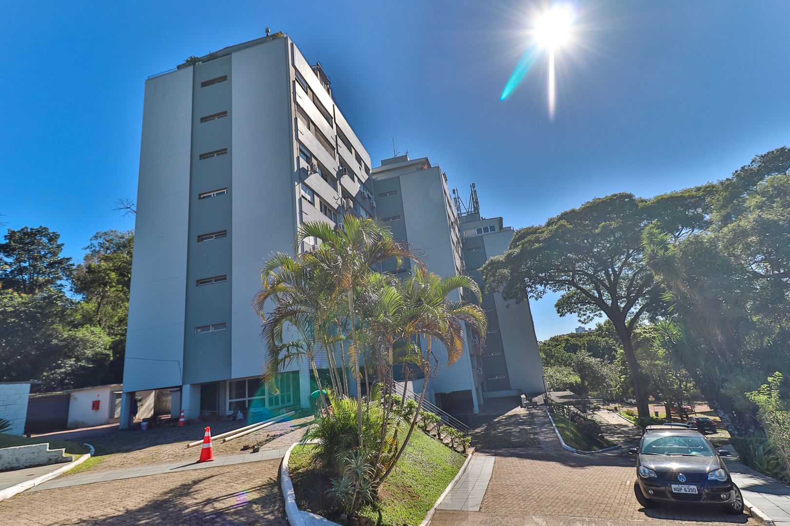Apartamento para venda de 3 dormitórios, no bairro Teresópolis em Porto Alegre/RS. — foto 33