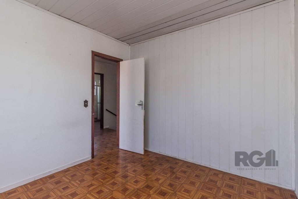 Casa de 5 dormitórios no bairro Sarandi — foto 41
