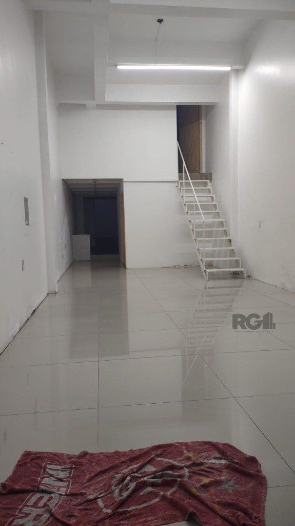 Loja para Venda - 60m², 0 dormitórios, 3 vagas - Petrópolis — foto 20