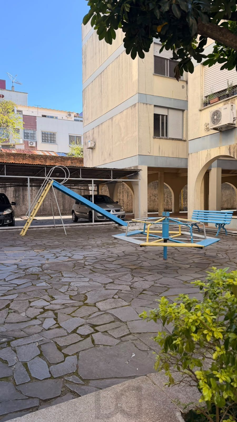 Oportunidade, apartamento de 2 dormitórios totalmente mobiliado — foto 16