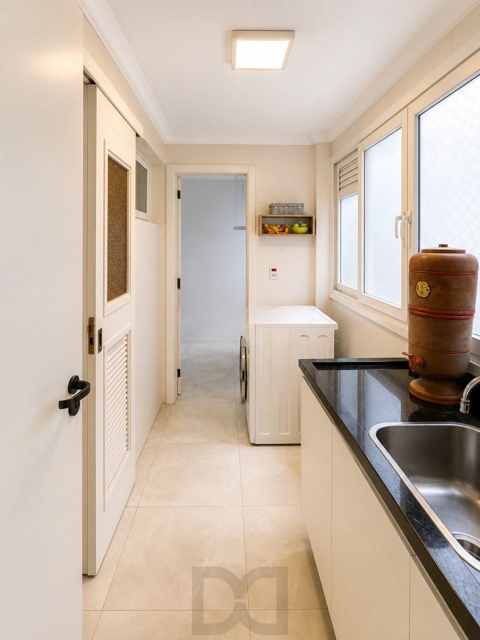 Apartamento de 3 dormitórios à venda no bairro Mont Serrat em Porto Alegre. — foto 13