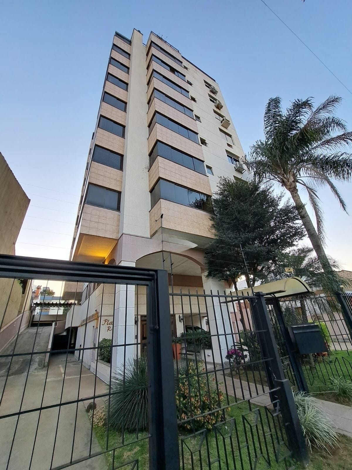 Apartamento com 3 de dormitorios no bairro Higienópolis, Porto Alegre — foto 21