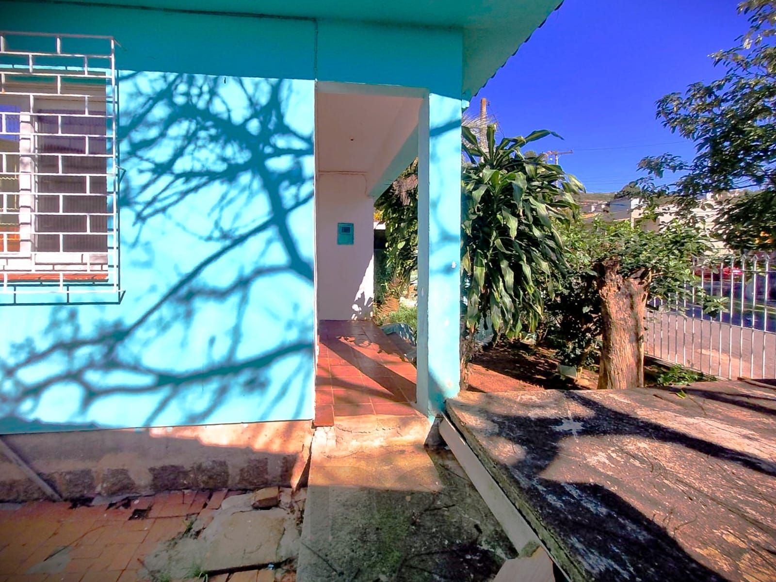 Casa 4 Dormitório(s) Bairro Nonoai — foto 2