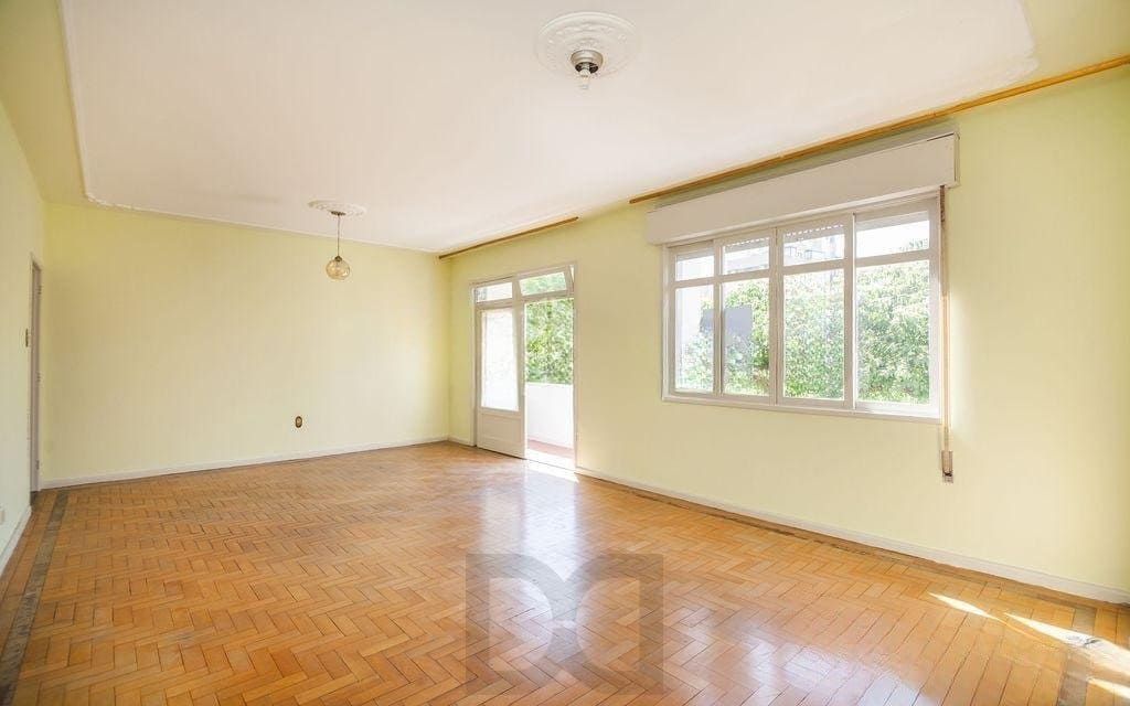 Apartamento de 3 dormitorios á venda no Bairro Santana, Porto Alegre — foto 1