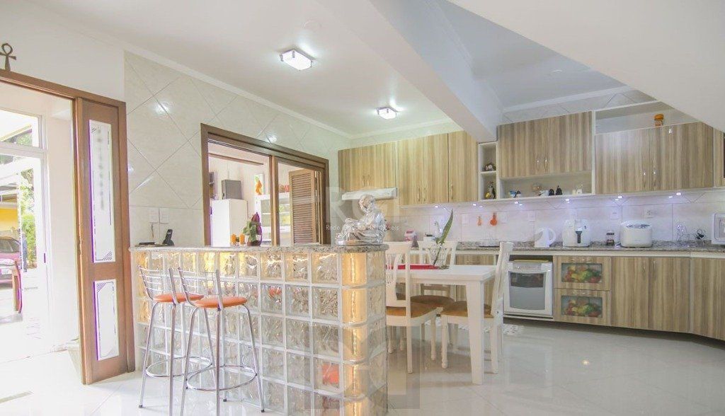 Casa para Venda - 252m², 3 dormitórios, sendo 1 suites, 3 vagas - Parque Santa Fé — foto 17
