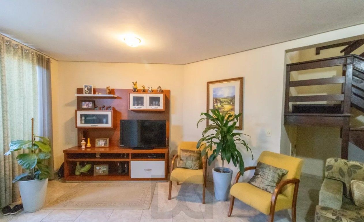 Casa 3 dormitórios Bairro Nonoai Porto Alegre — foto 11