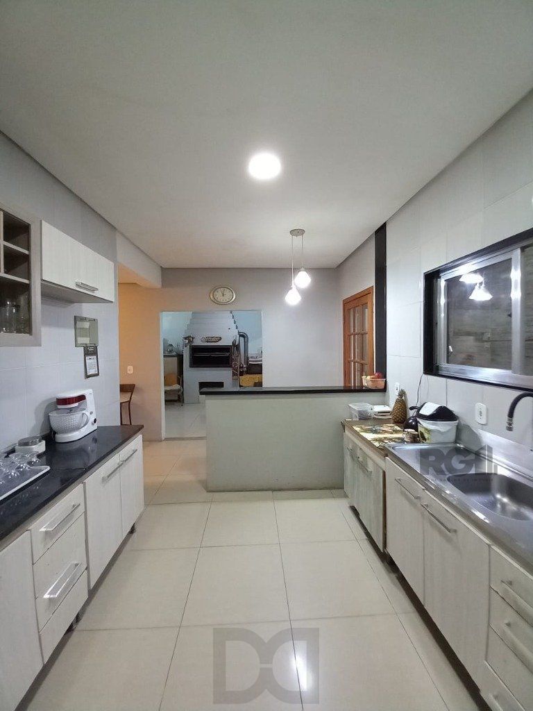 Casa com 4 dormitórios no bairro Vila Nova — foto 22
