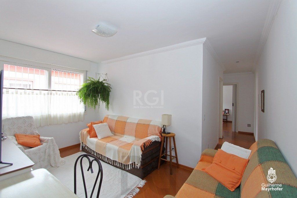 Apartamento para Venda - 61m², 2 dormitórios, 1 vaga - Teresópolis — foto 1
