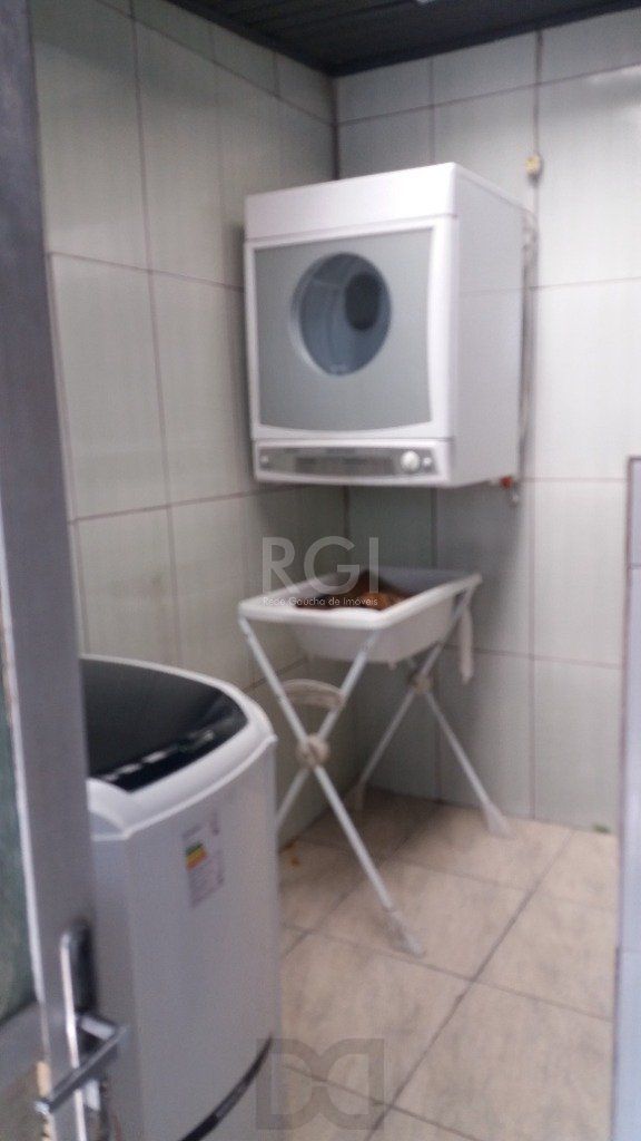 Casa para Venda - 228m², 3 dormitórios, 3 vagas - Teresópolis — foto 11