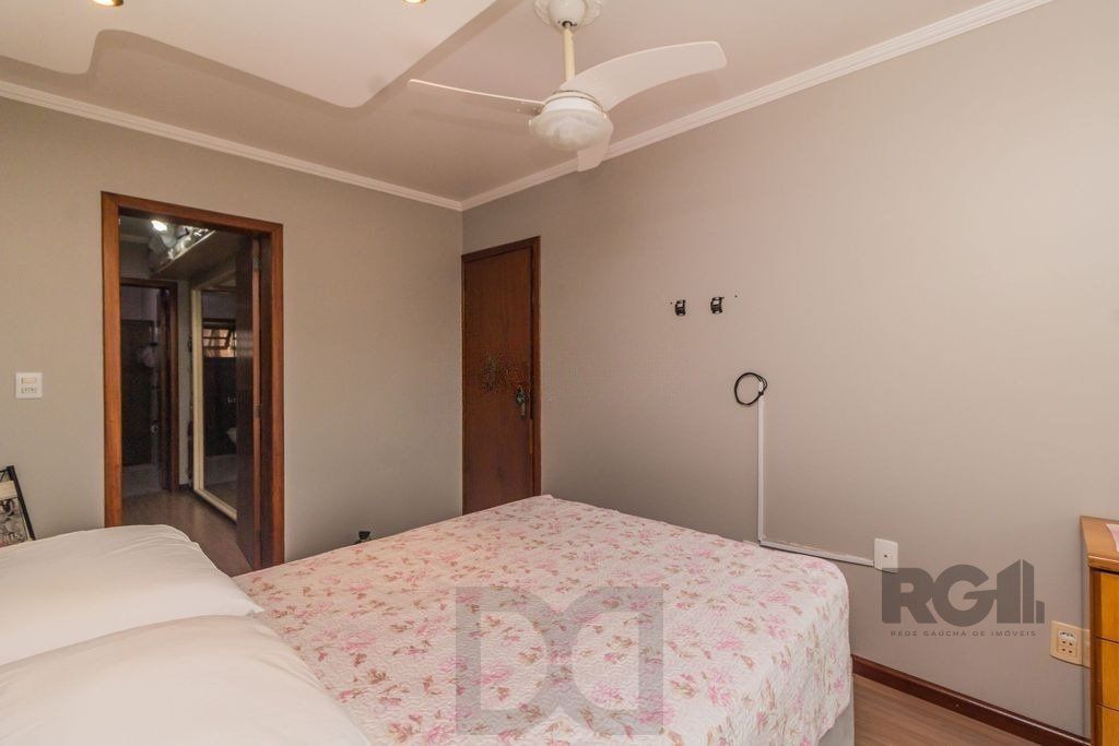 Casa de 4 dormitórios no bairro Sarandi — foto 18