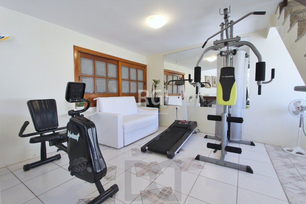 Casa para Venda - 250m², 3 dormitórios, sendo 1 suites, Teresópolis — foto 25