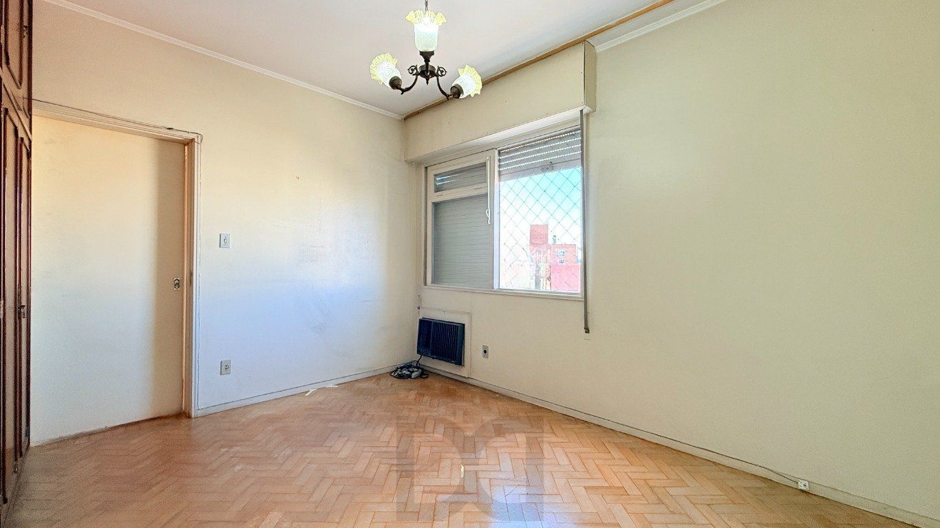 Apartamento de 3 dormitórios à venda no Bairro Petrópolis, Porto Alegre. — foto 15