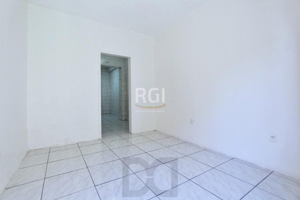 Sobrado para Venda - 70m², 2 dormitórios, Nonoai — foto 2