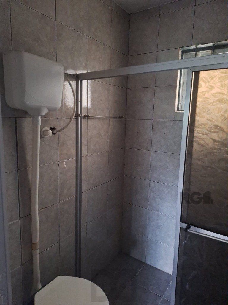 Casa 2 dormitórios no bairro Lomba do Pinheiro — foto 6