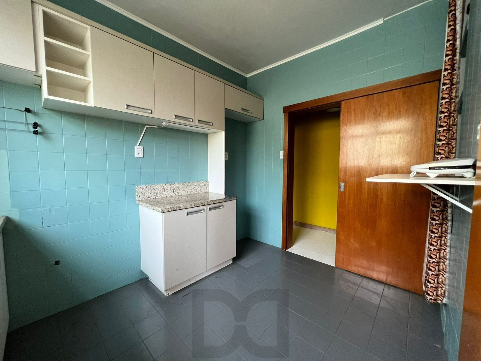 Apartamento de 3 dormitórios á venda no Bairro Rio Branco, Porto Alegre. — foto 3