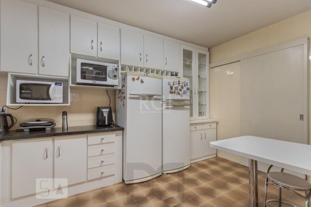 Casa para Venda - 327m², 4 dormitórios, sendo 1 suites, 3 vagas - Chácara das Pedras — foto 36