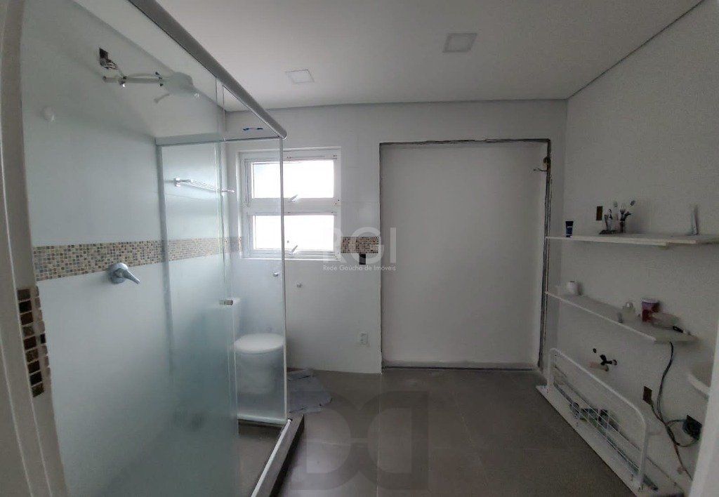 Casa para Venda - 377m², 4 dormitórios, sendo 2 suítes, 3 vagas - Teresópolis — foto 12