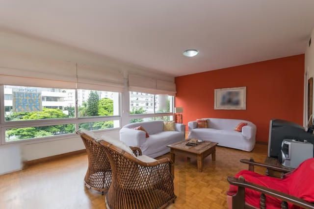 Apartamento 4 dorms à venda Rua Vinte e Quatro de Outubro, Moinhos de Vento - Porto Alegre — foto 1