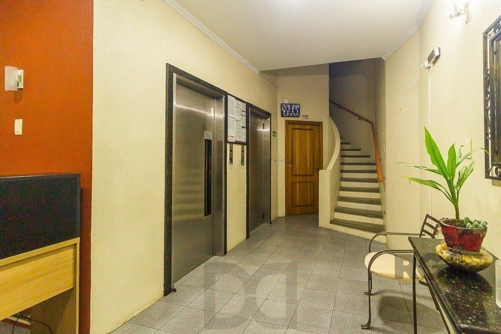 Apartamento de 64m², bairro Floresta — foto 19
