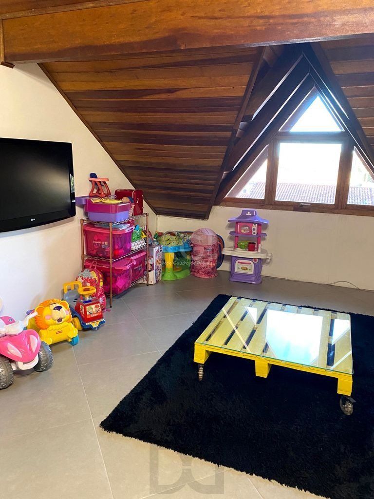 Casa Condomínio de 3 dormitórios, sendo 1 suites, 3 vagas - Tristeza — foto 27