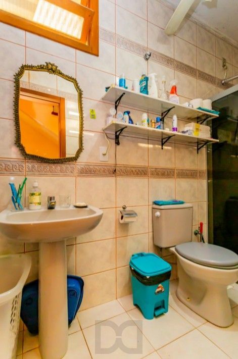 Casa 3 Dormitórios Bairro Teresópolis - Porto Alegre — foto 8