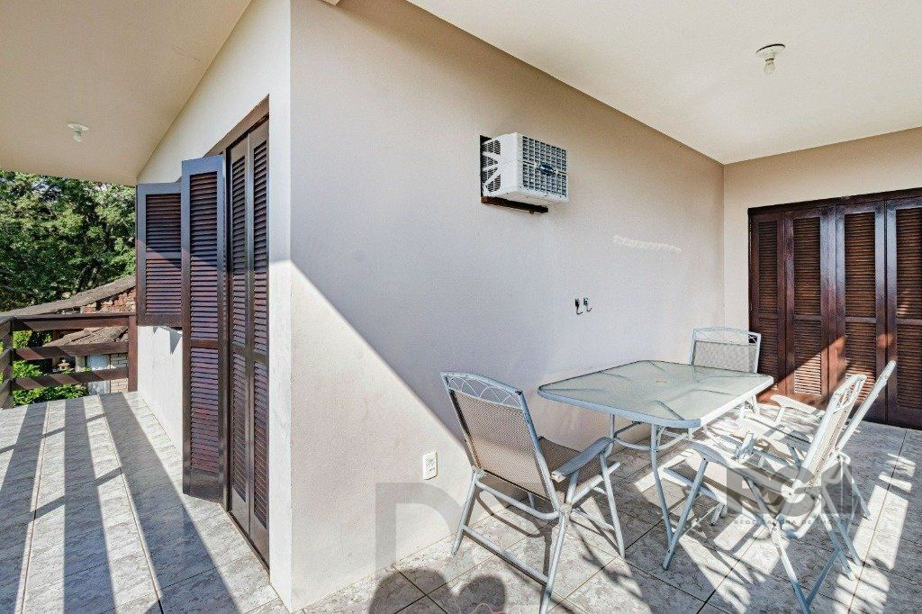 Casa com 267m², 3 dormitórios, 1 vaga no bairro Tristeza — foto 22