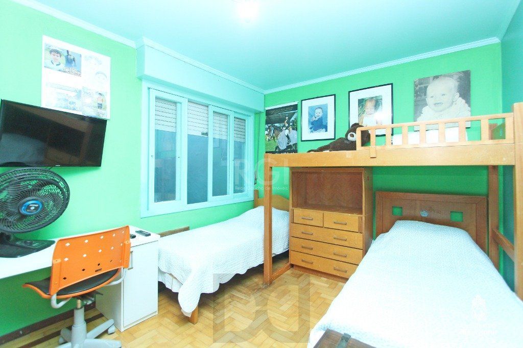 Casa para Venda - 500m², 5 dormitórios, sendo 2 suites, 5 vagas - Menino Deus — foto 15