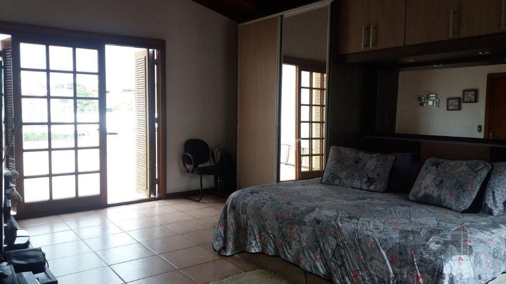 Casa de 3 dormitórios no bairro Sarandi — foto 9