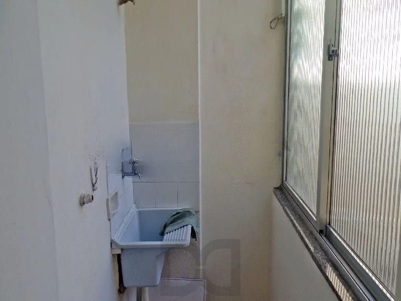 Apartamento de 2 dormitórios á venda no Bairro Passo da Areia — foto 5