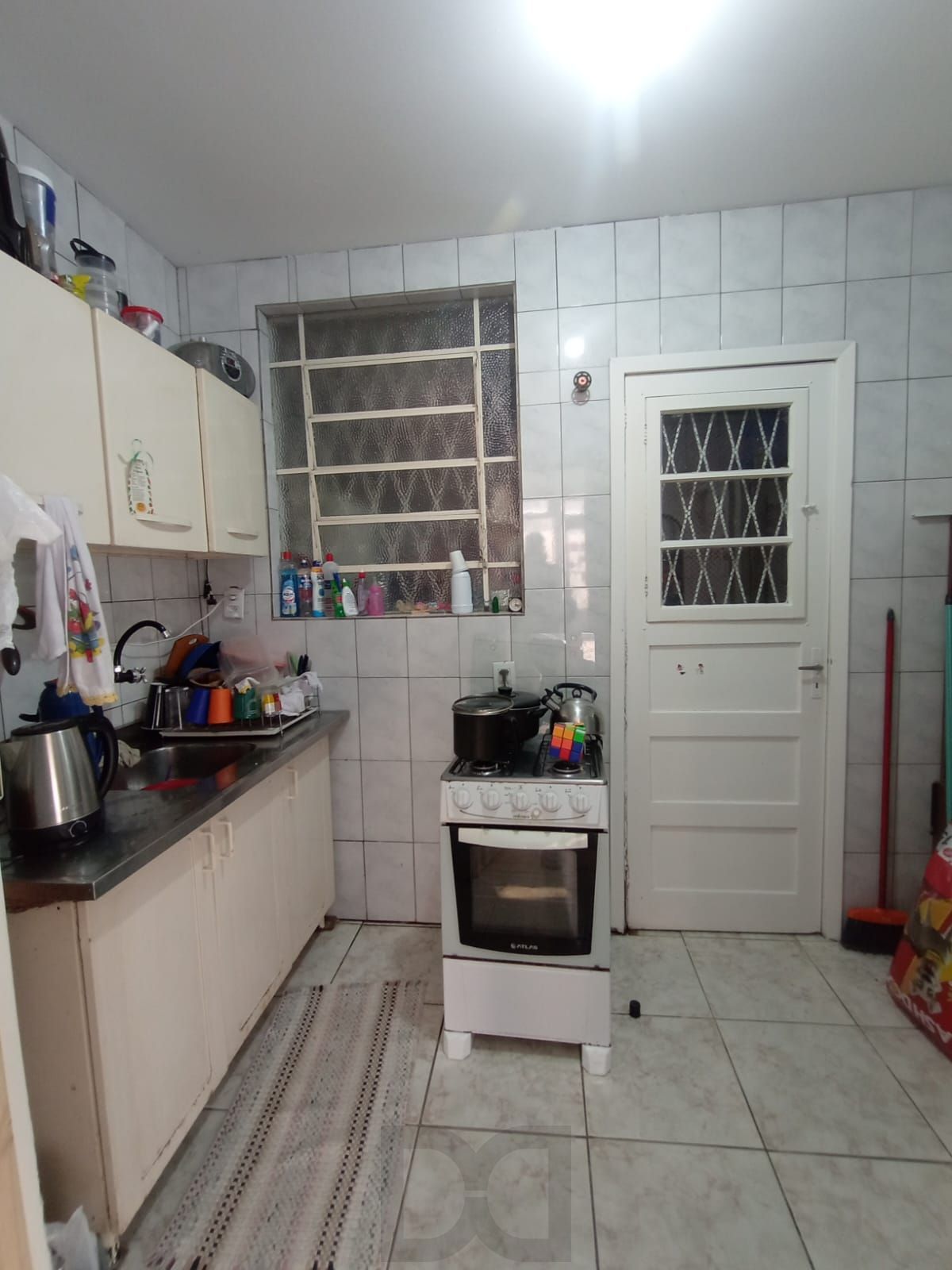 Apartamento térreo com pátio e suíte para alugar na Cidade Baixa, Porto Alegre — foto 19