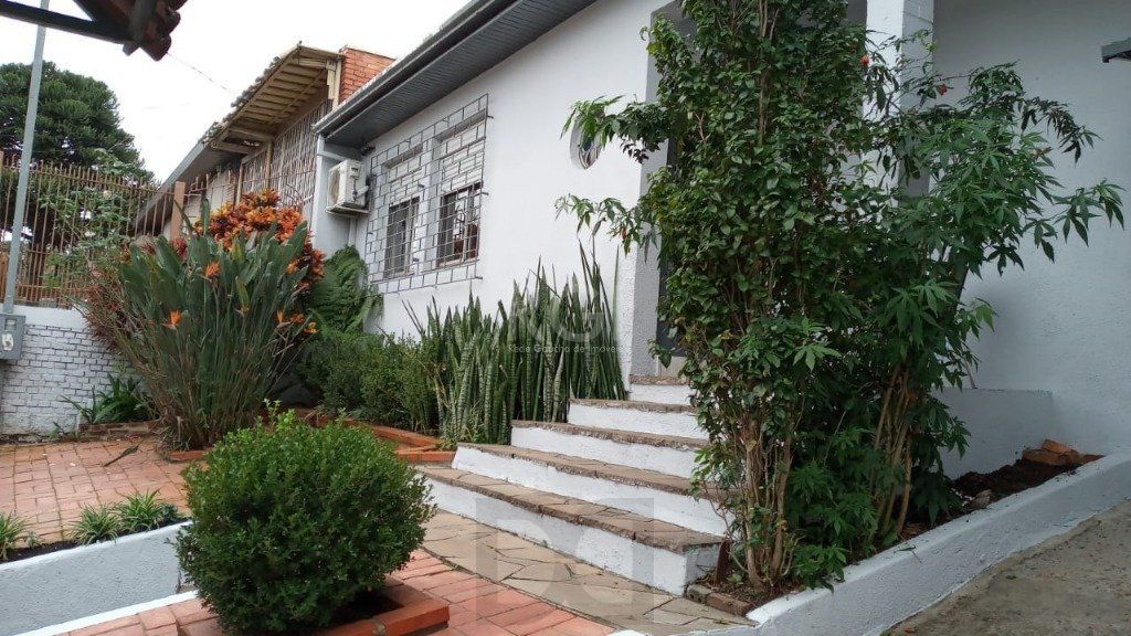 Casa para Venda - 174m², 3 dormitórios, sendo 1 suites, 3 vagas - Jardim Sabará — foto 1